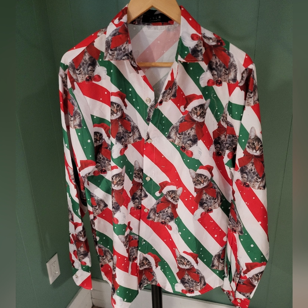 Festive Holiday Cat Print Shirt, Medium, Unisex